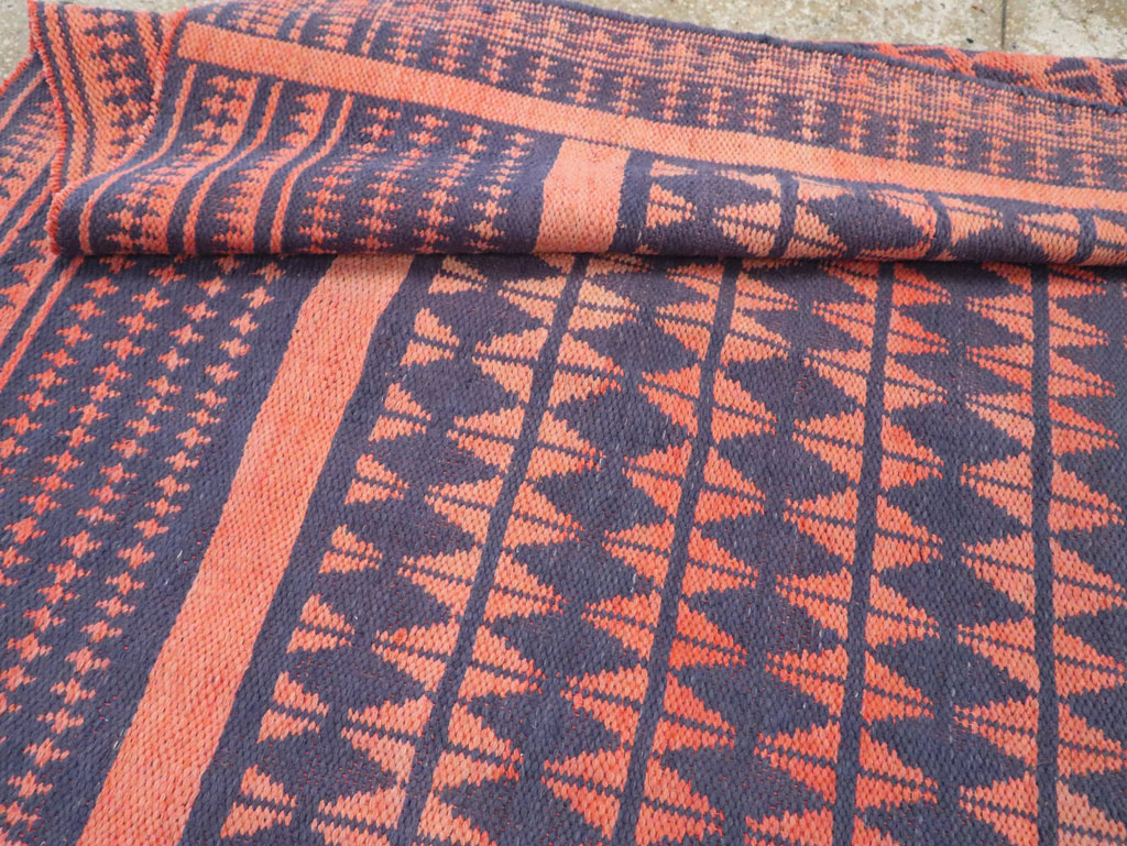 Vintage Persian Flatweave Kilim Accent Rug, No.29287 - Galerie Shabab