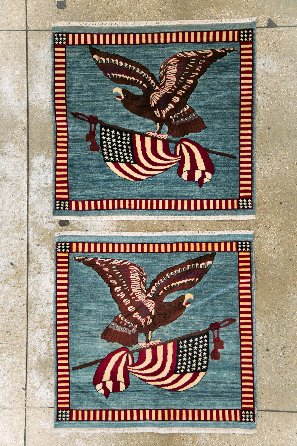 Modern Persian Mahal Pictorial Flag Rug (Pair: 1 of 2), No.29293 - Galerie Shabab