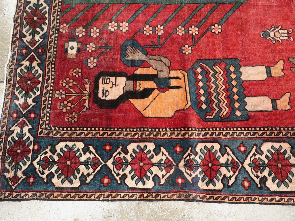 Vintage Persian Pictorial Bakhtiari Accent Rug, No.29295 - Galerie Shabab