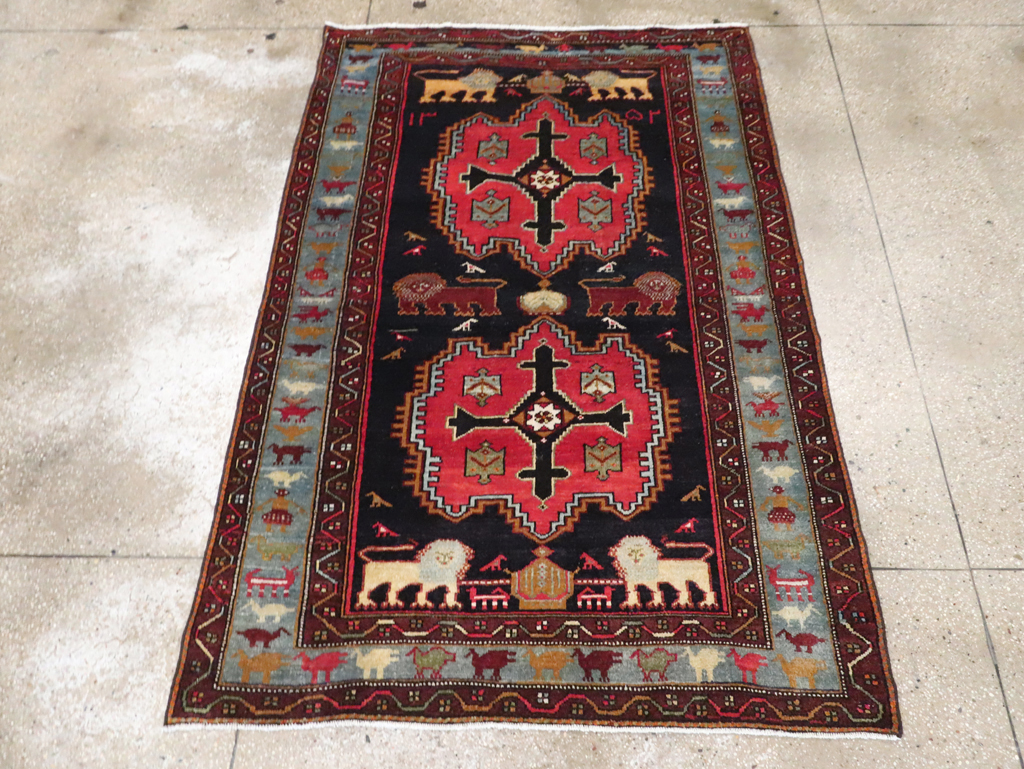 Vintage Persian Pictorial Malayer Accent Rug, No.29296 - Galerie Shabab