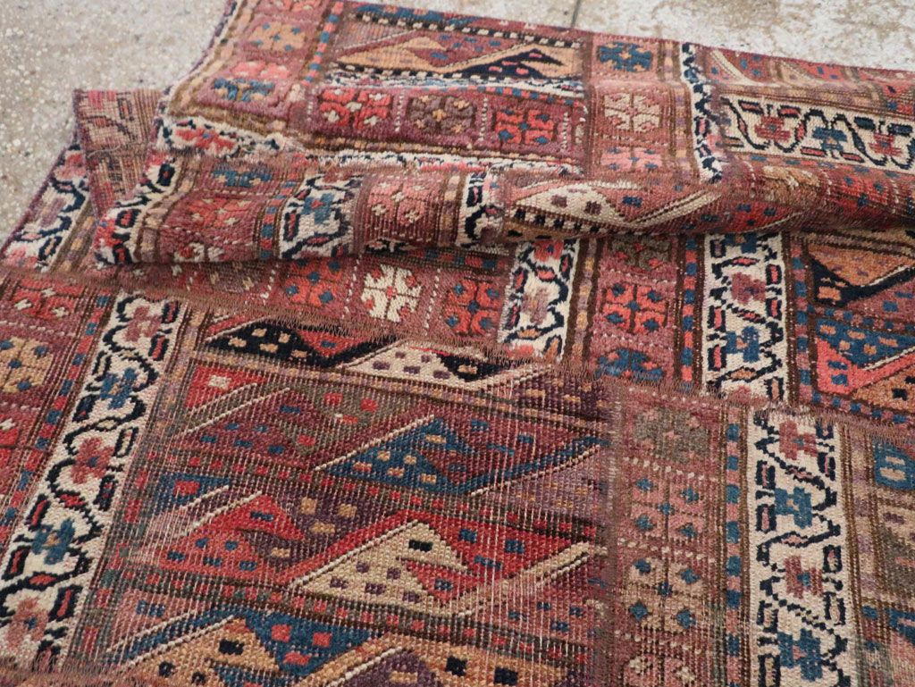 Vintage Persian Patchwork Style Accent Rug, No.29299 - Galerie Shabab