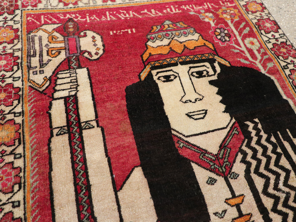 Vintage Persian Shiraz Pictorial Throw Rug, No.29304 - Galerie Shabab