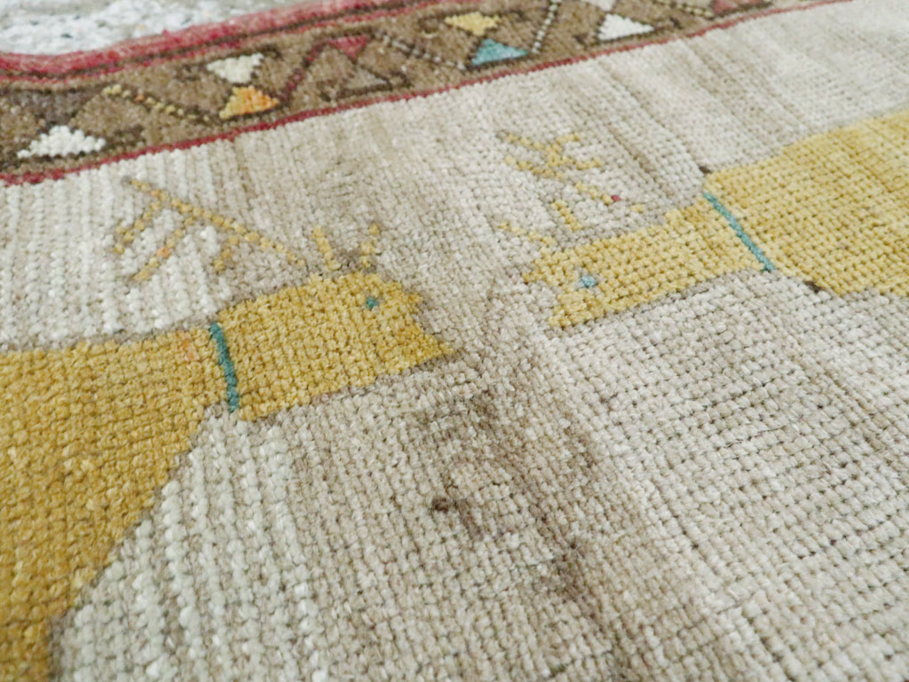 Vintage Anatolian Pictorial Rug, No.29316 - Galerie Shabab