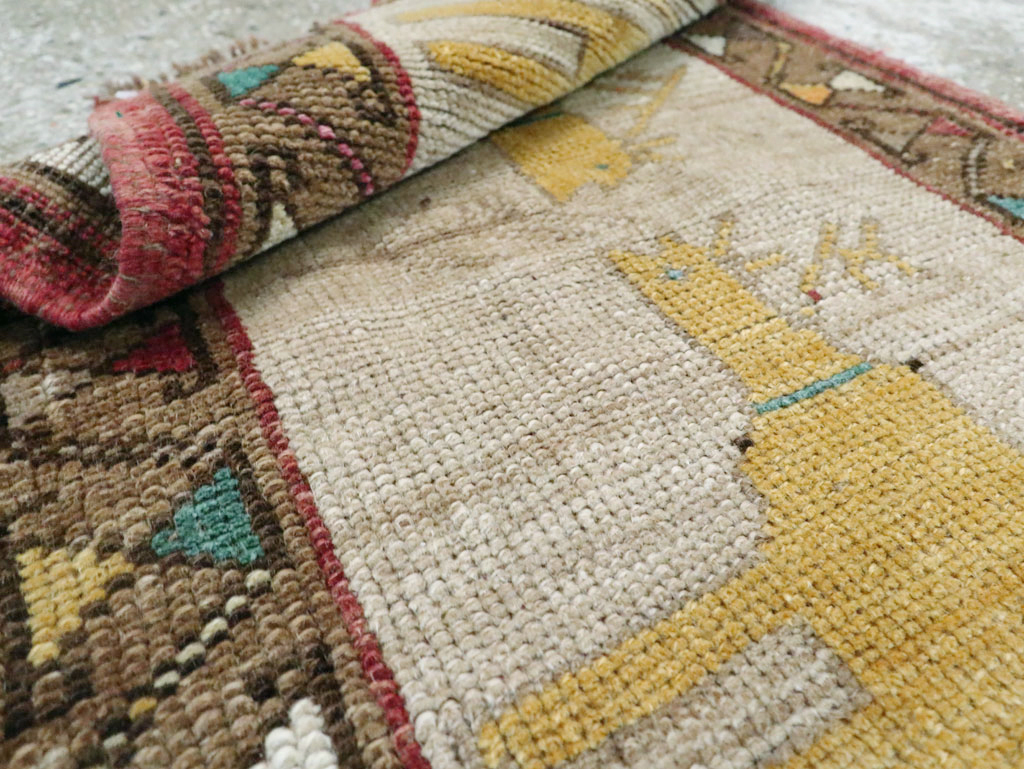 Vintage Anatolian Pictorial Rug, No.29316 - Galerie Shabab