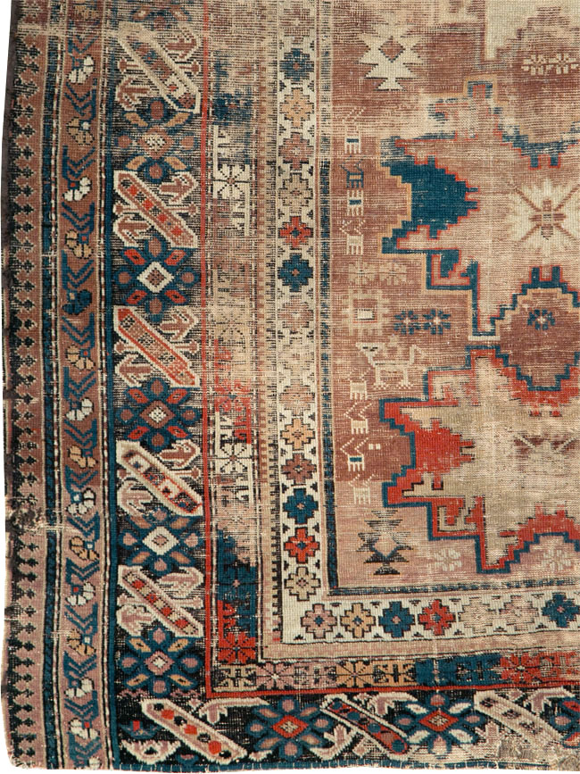 Distressed Antique Caucasian Throw Rug, No.29322 - Galerie Shabab