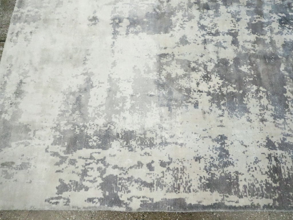 Contemporary Turkish Room Size Carpet, No.29325 - Galerie Shabab
