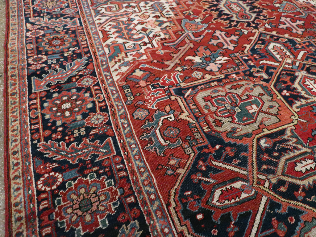 Vintage Persian Heriz Room Size Carpet, No.29332 - Galerie Shabab
