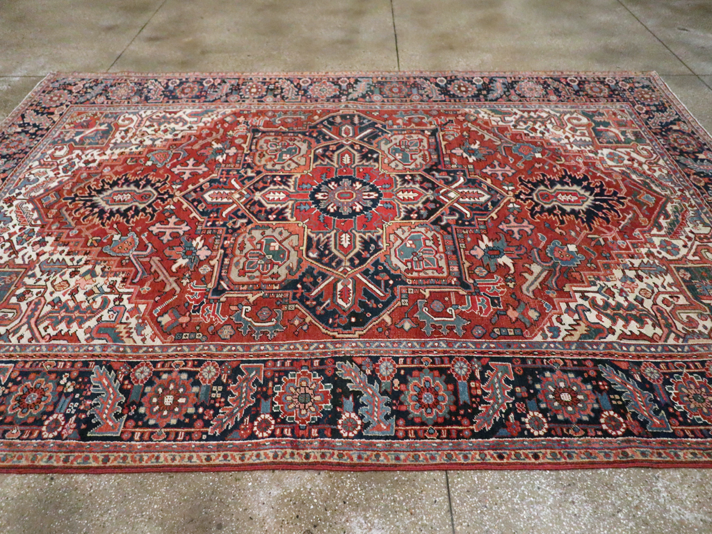 Vintage Persian Heriz Room Size Carpet, No.29332 - Galerie Shabab