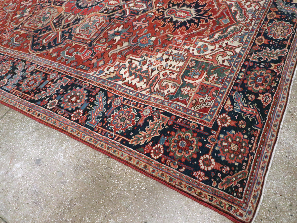 Vintage Persian Heriz Room Size Carpet, No.29332 - Galerie Shabab
