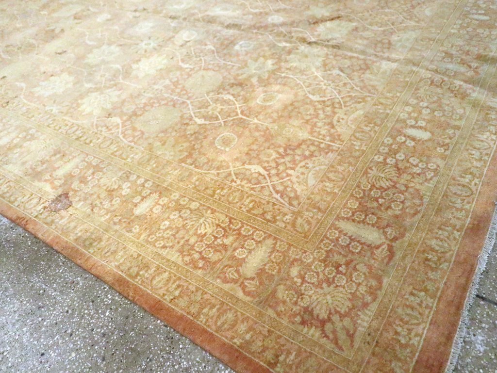 Vintage Persian Tabriz Small Room Size Carpet, No.29335 - Galerie Shabab