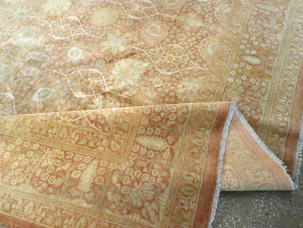 Vintage Persian Tabriz Small Room Size Carpet, No.29335 - Galerie Shabab