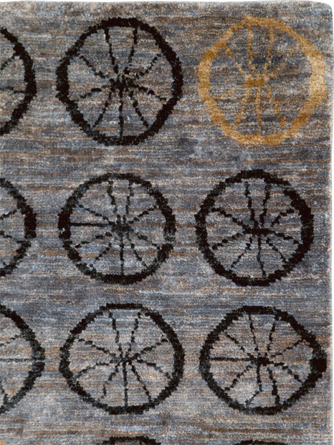 Contemporary Turkish Anatolian Room Size Carpet, No.29337 - Galerie Shabab