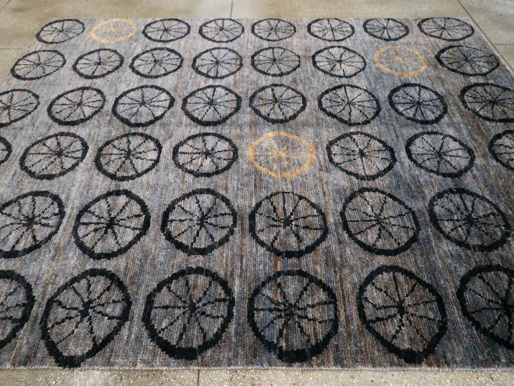 Contemporary Turkish Anatolian Room Size Carpet, No.29337 - Galerie Shabab