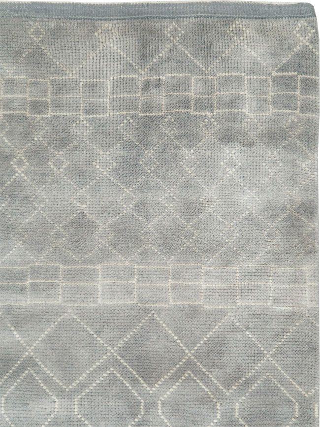 Contemporary Moroccan Room Size Carpet, No.29338 - Galerie Shabab