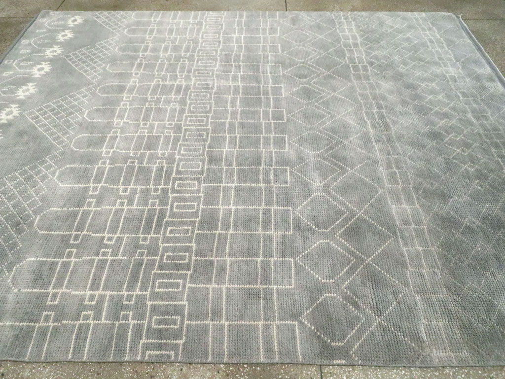 Contemporary Moroccan Room Size Carpet, No.29338 - Galerie Shabab