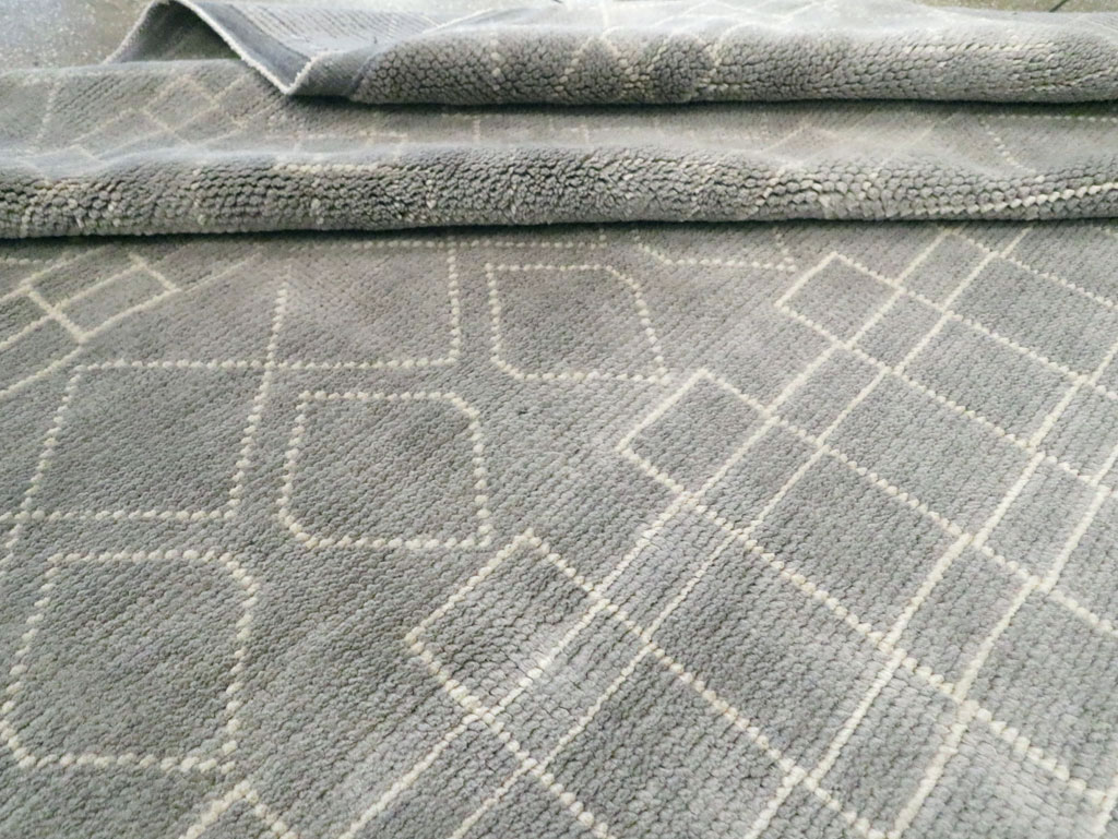 Contemporary Moroccan Room Size Carpet, No.29338 - Galerie Shabab