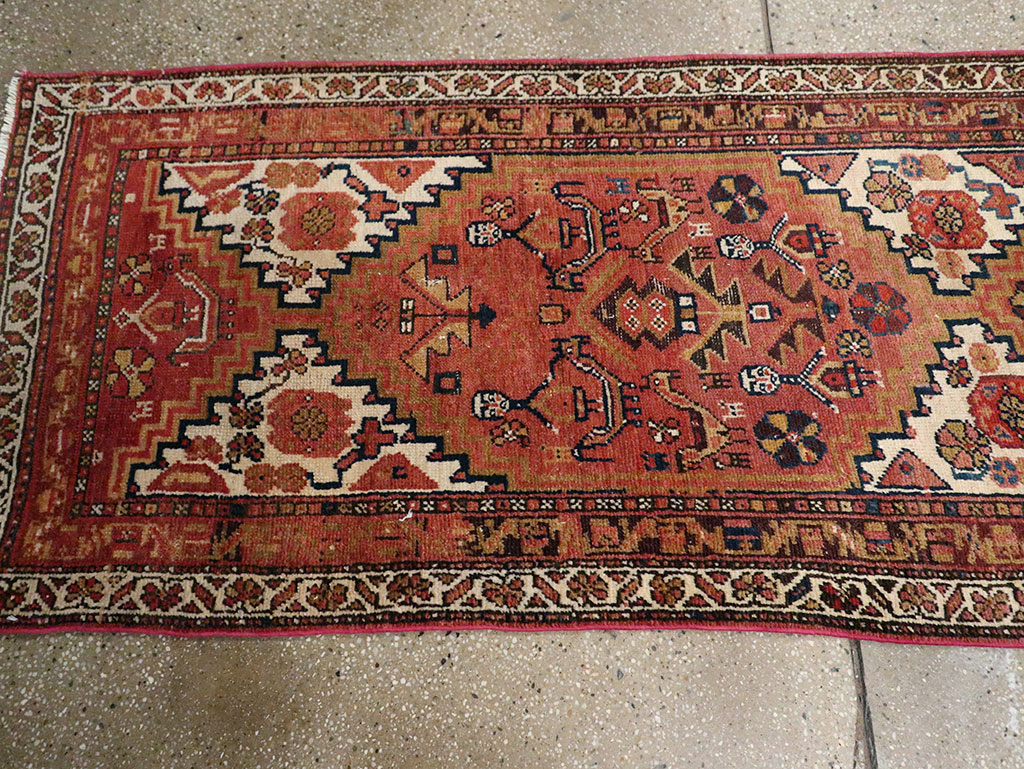 Antique Persian Kurd Runner, No.29341 - Galerie Shabab