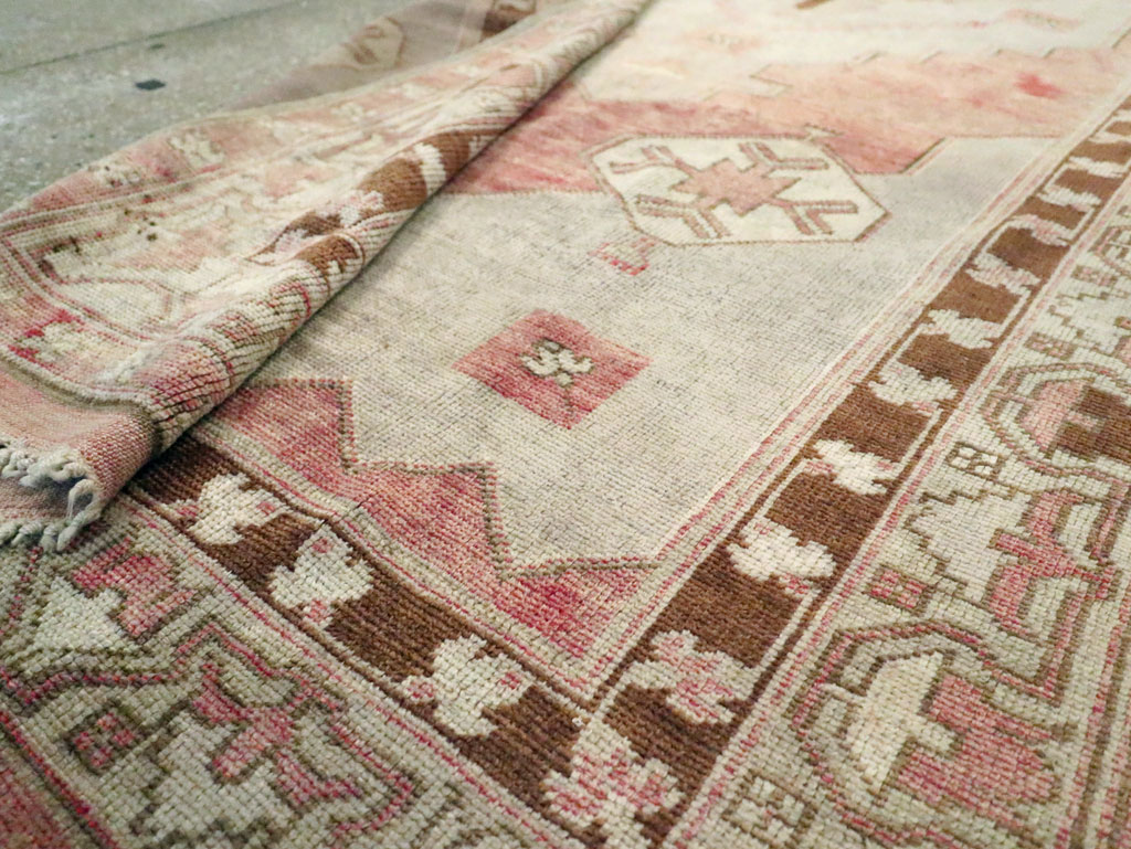 Vintage Turkish Anatolian Wide Gallery Runner, No.29342 - Galerie Shabab