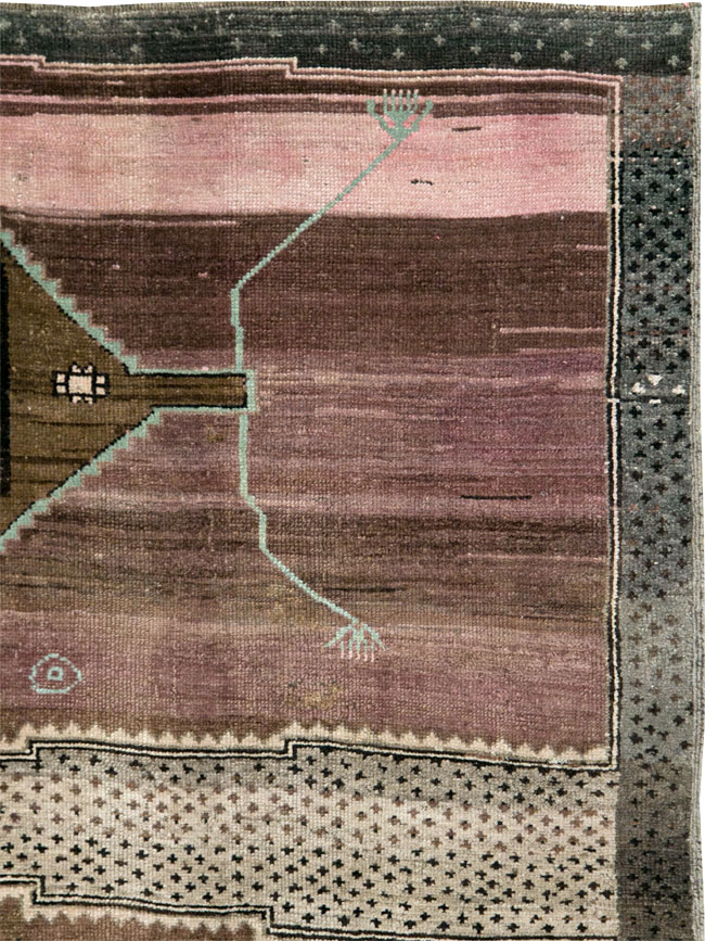 Vintage Turkish Anatolian Room Size Carpet, No.29343 - Galerie Shabab