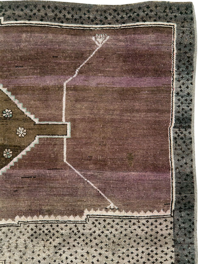 Vintage Turkish Anatolian Room Size Carpet, No.29343 - Galerie Shabab