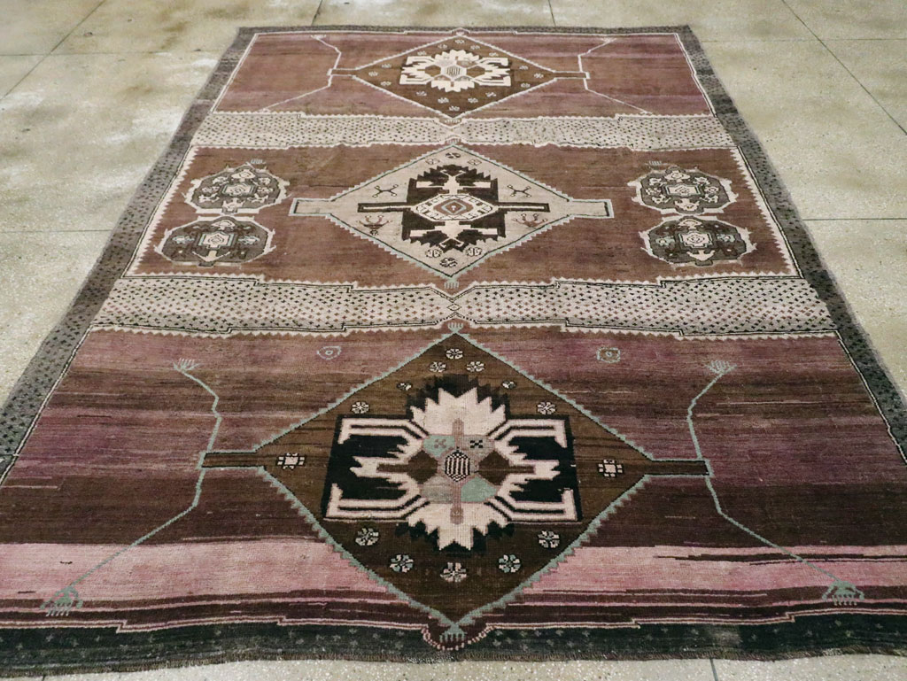 Vintage Turkish Anatolian Room Size Carpet, No.29343 - Galerie Shabab