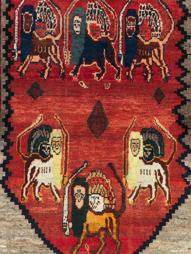 Vintage Persian Pictorial Bakhtiari Rug, No.29346 - Galerie Shabab