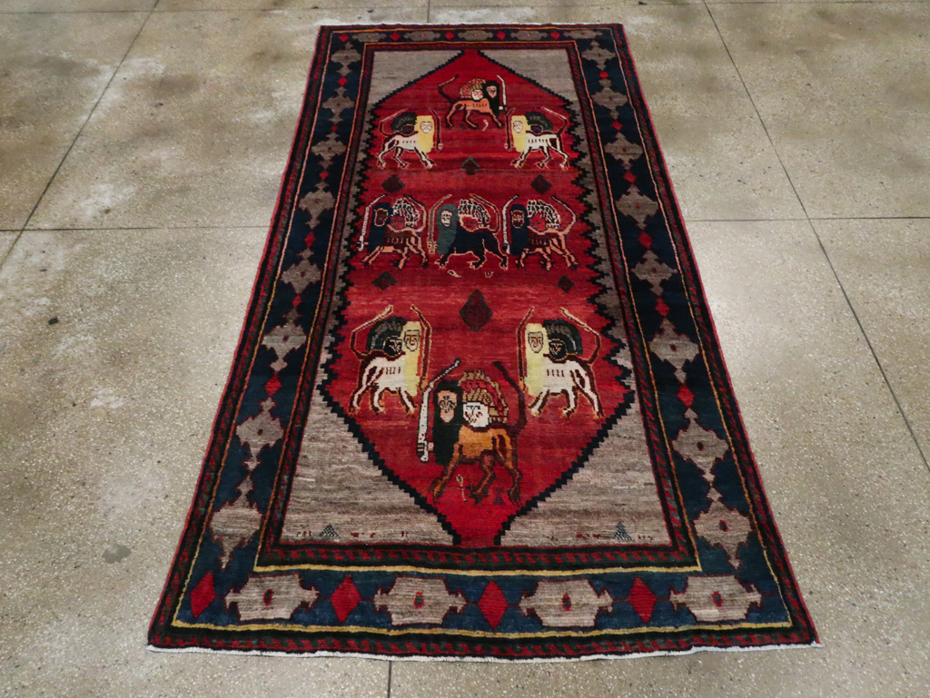 Vintage Persian Pictorial Bakhtiari Rug, No.29346 - Galerie Shabab