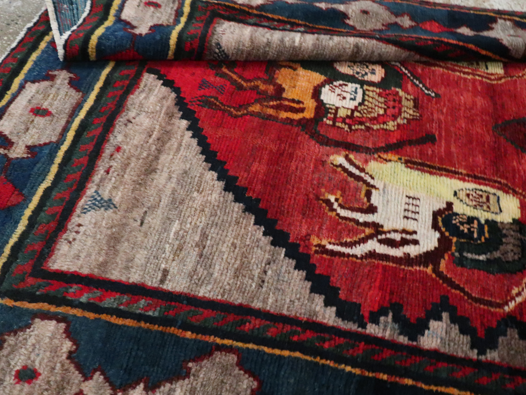Vintage Persian Pictorial Bakhtiari Rug, No.29346 - Galerie Shabab
