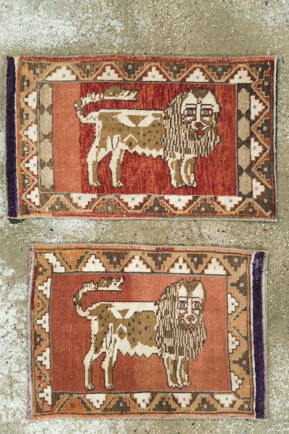 Vintage Turkish Anatolian Pictorial Rug (Pair: 1 of 2), No.29349 - Galerie Shabab