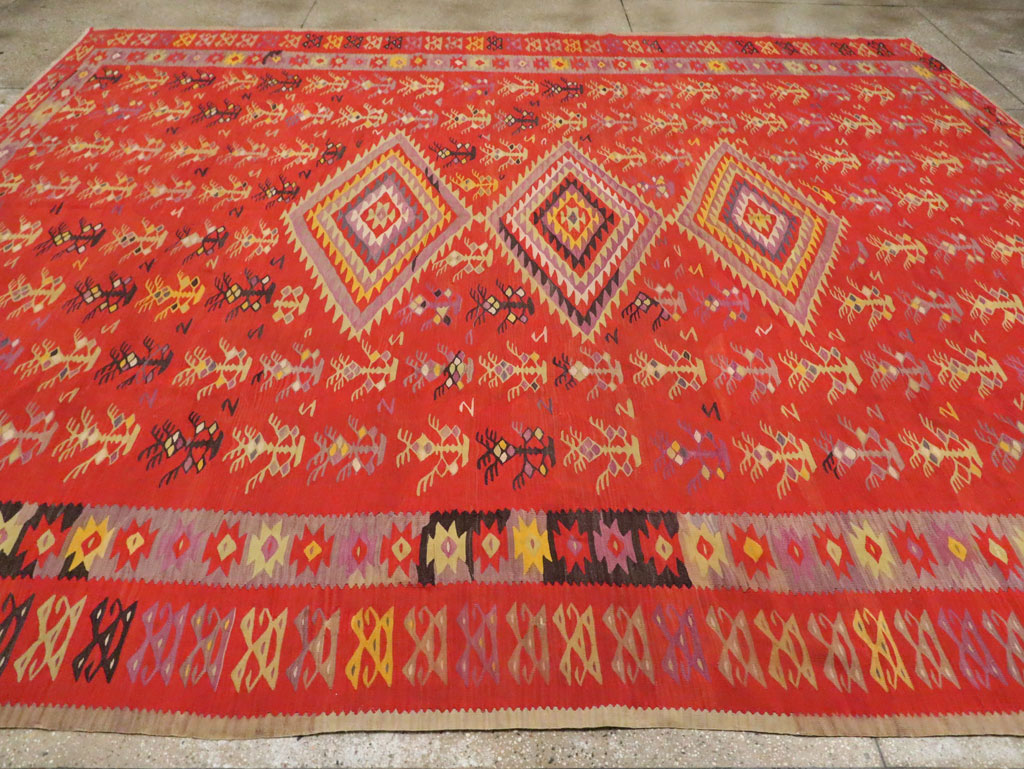 Vintage Turkish Flatweave Kilim Room Size Carpet, No.29355 - Galerie Shabab