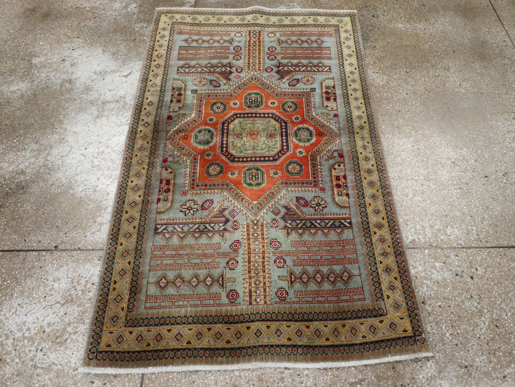 Vintage Persian Ardabil Throw Rug, No.29357 - Galerie Shabab