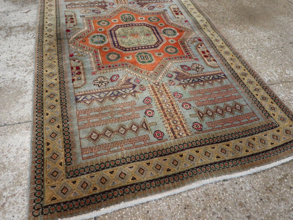 Vintage Persian Ardabil Throw Rug, No.29357 - Galerie Shabab