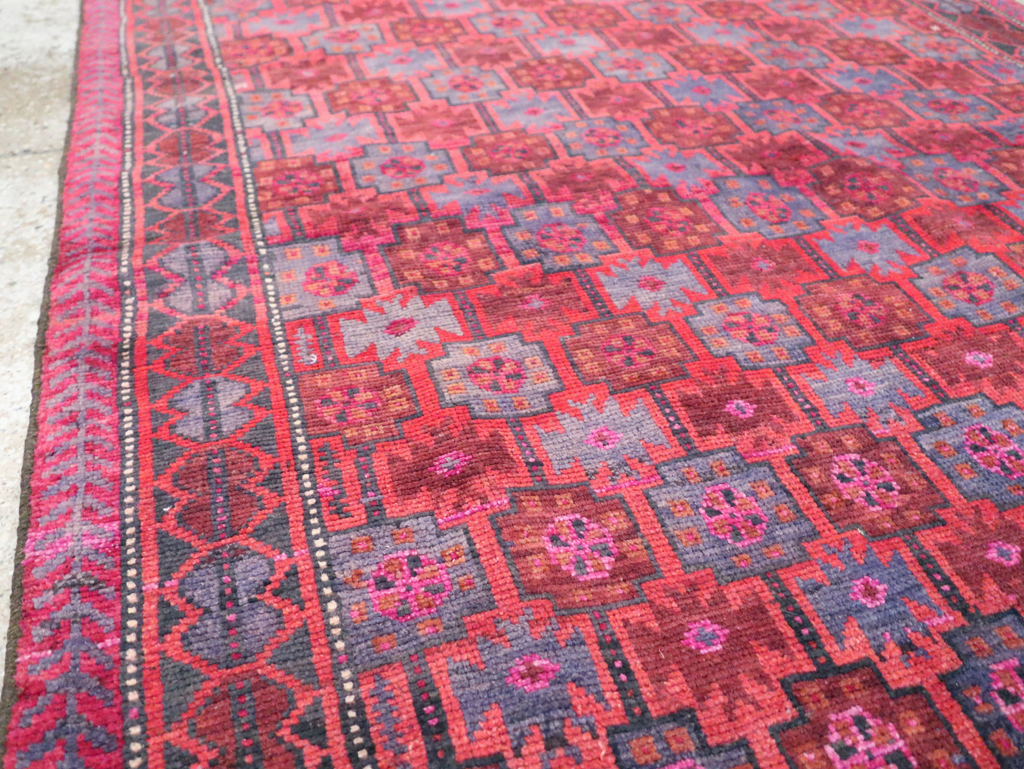 Vintage Persian Baluch Tribal Accent Rug, No.29358 - Galerie Shabab