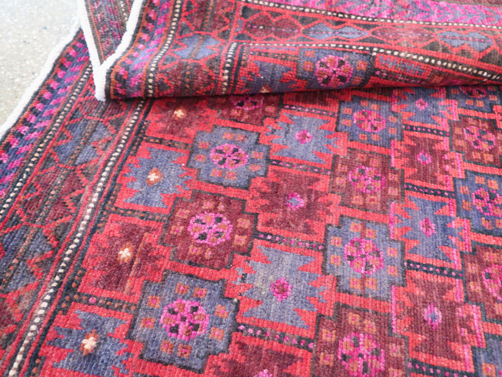 Vintage Persian Baluch Tribal Accent Rug, No.29358 - Galerie Shabab
