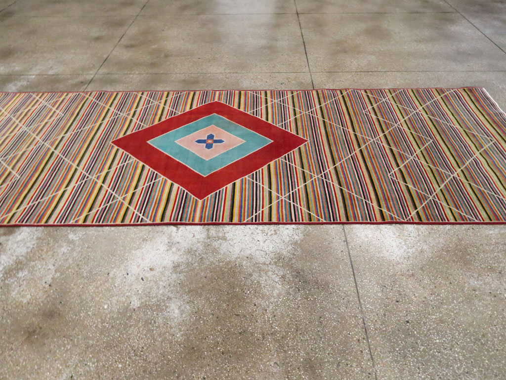 Vintage Persian Mahal Gallery Rug, No.29363 - Galerie Shabab