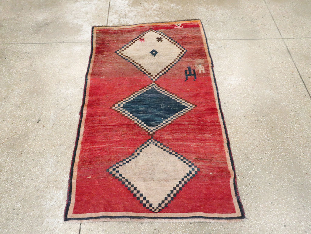 Antique Persian Gabbeh Throw Rug, No.29372 - Galerie Shabab