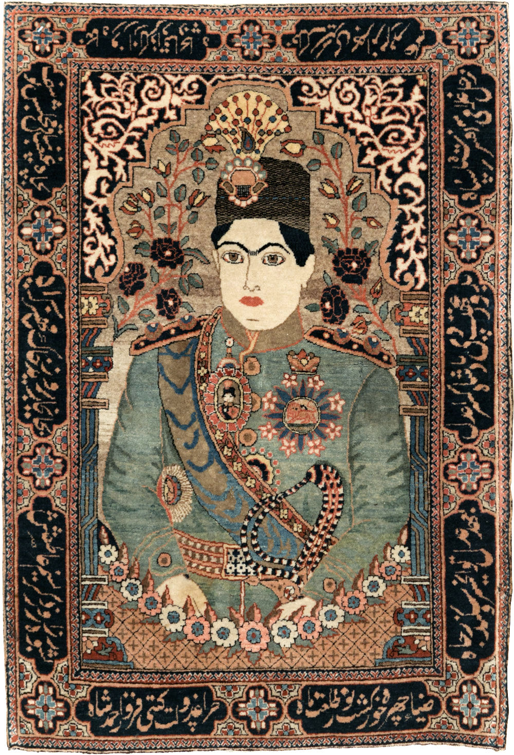 Antique Persian Dabir Kashan Pictorial Rug, No.29376 - Galerie Shabab