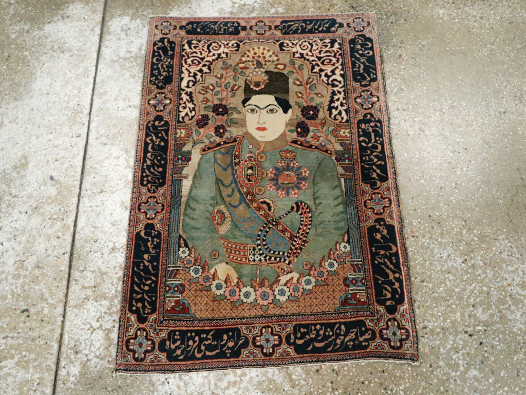 Antique Persian Dabir Kashan Pictorial Rug, No.29376 - Galerie Shabab