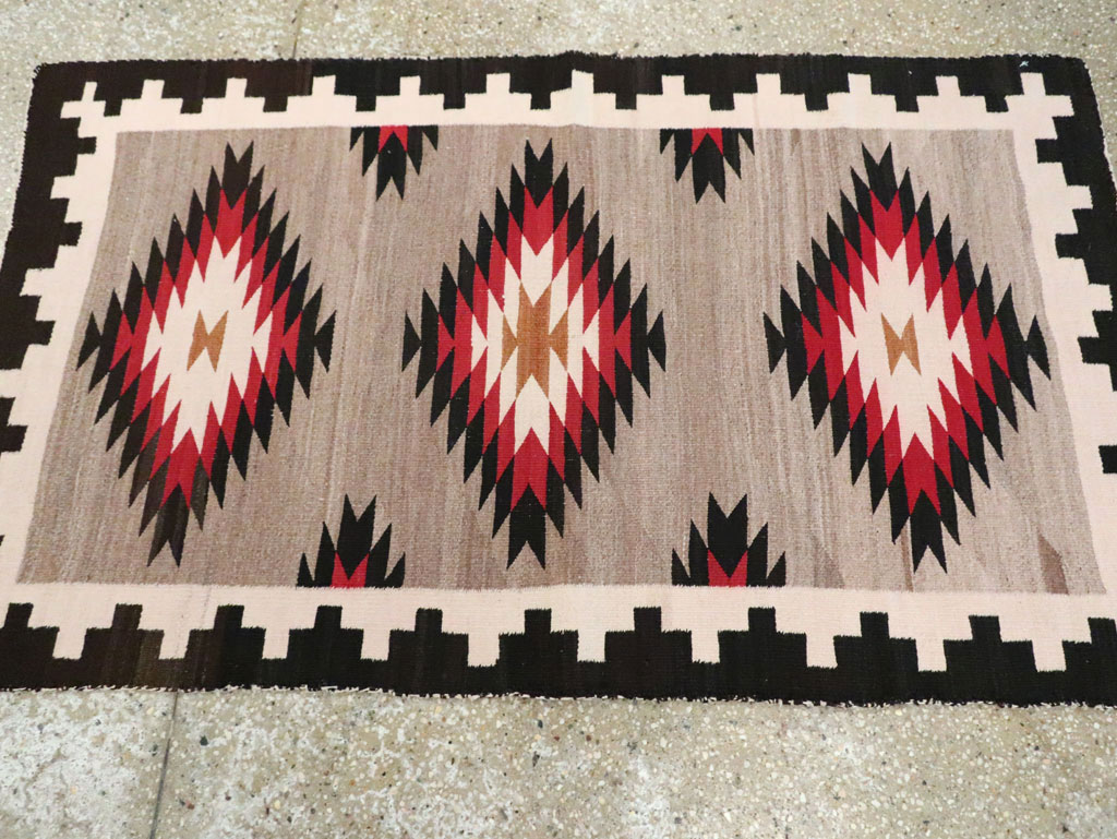 Vintage American Navajo Flatweave Rug, No.29379 - Galerie Shabab