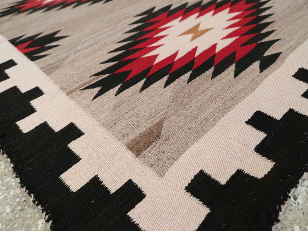 Vintage American Navajo Flatweave Rug, No.29379 - Galerie Shabab