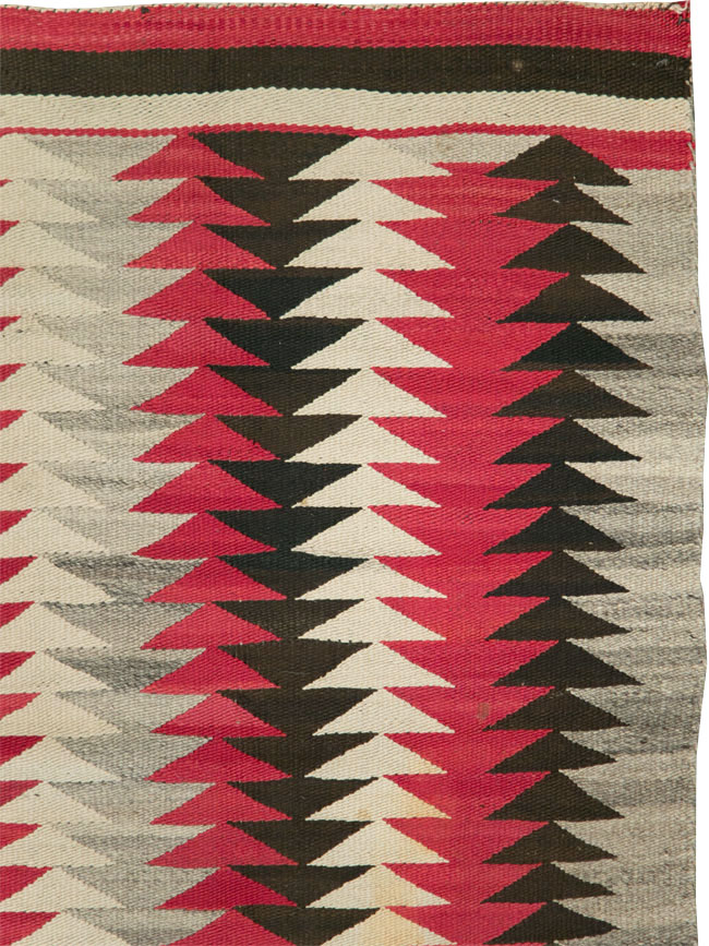 Vintage American Navajo Flatweave Rug, No.29380 - Galerie Shabab