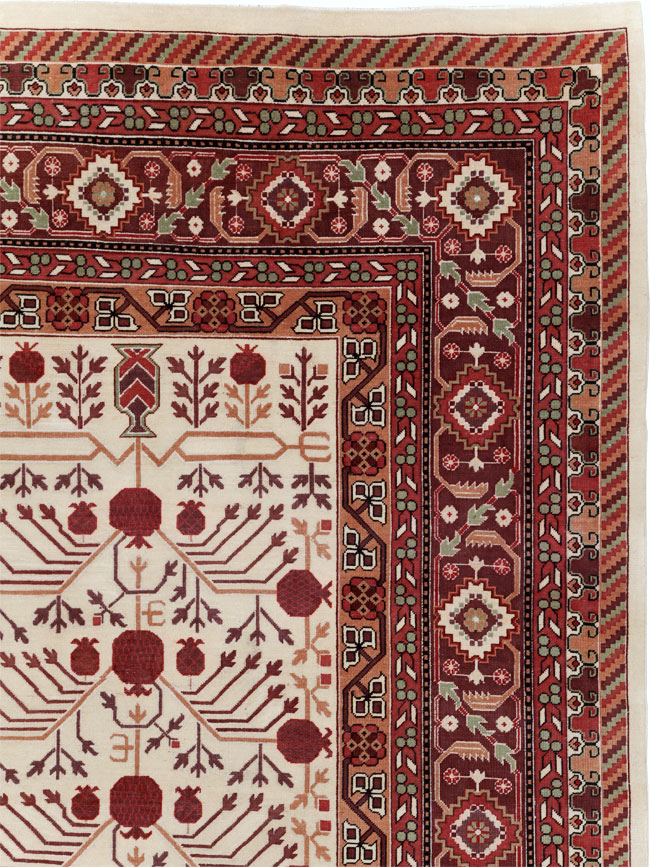 Vintage East Turkestan Khotan Room Size Carpet, No.29381 - Galerie Shabab