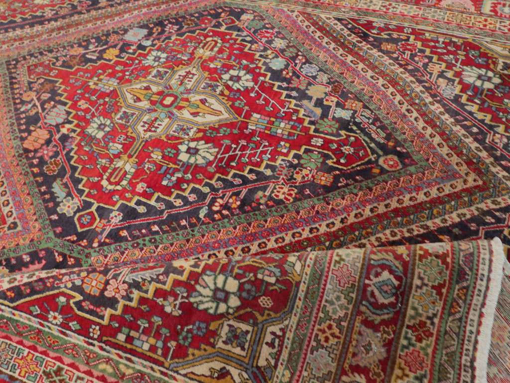 Large Antique Persian Afshar Carpet, No.29390 - Galerie Shabab