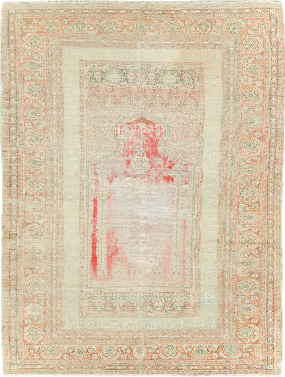 Distressed Antique Turkish Kayseri Accent Rug, No.29392 - Galerie Shabab