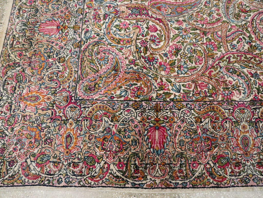 Antique Persian Lavar Kerman Carpet, No.29394 - Galerie Shabab
