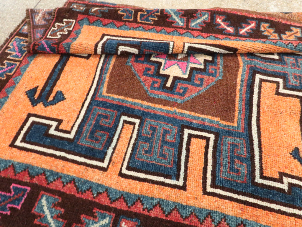 Vintage Turkish Anatolian Gallery Carpet, No.29397 - Galerie Shabab