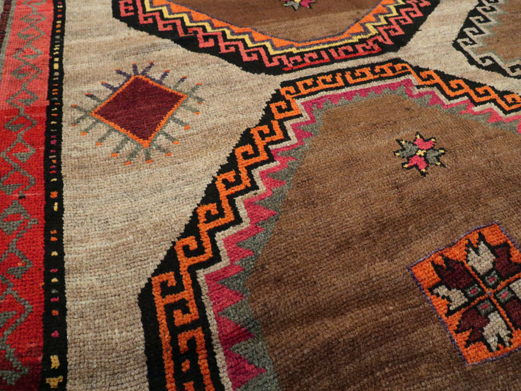 Vintage Anatolian Carpet, No.29399 - Galerie Shabab