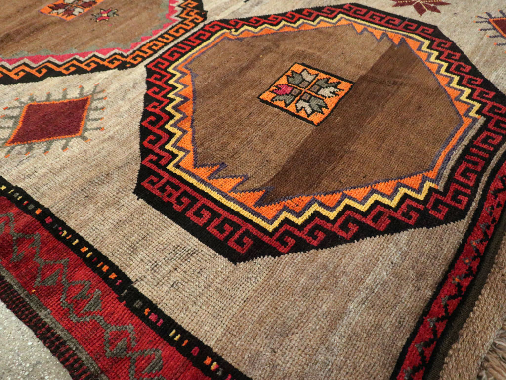 Vintage Anatolian Carpet, No.29399 - Galerie Shabab