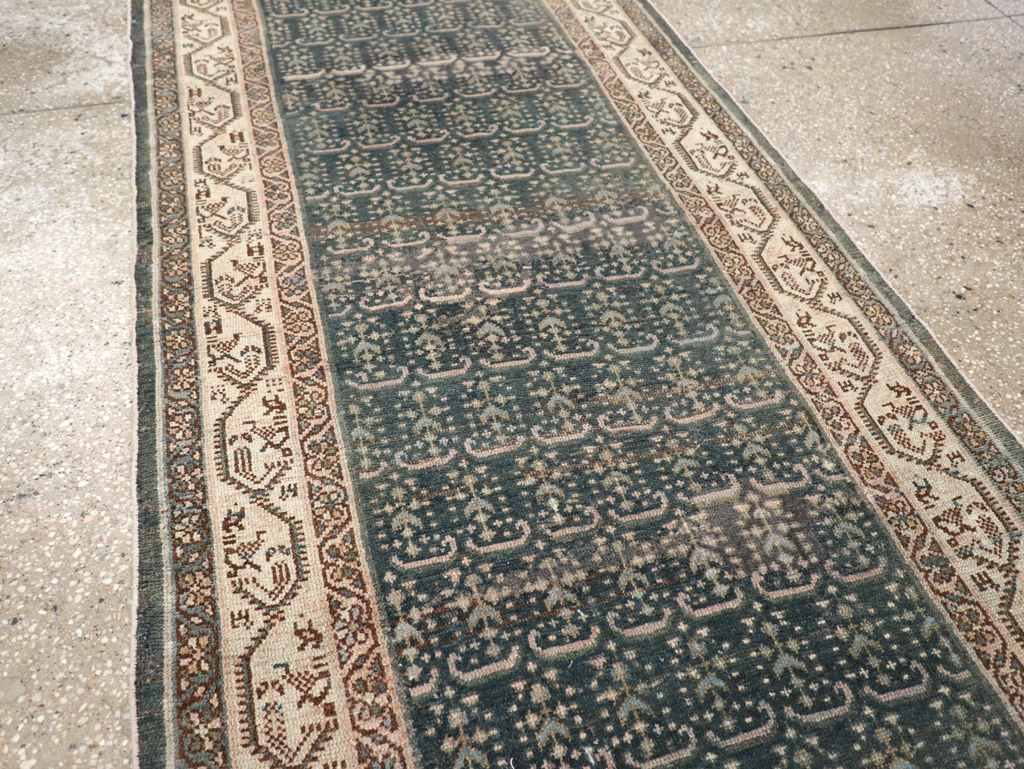 Vintage Persian Malayer Runner, No.29403 - Galerie Shabab