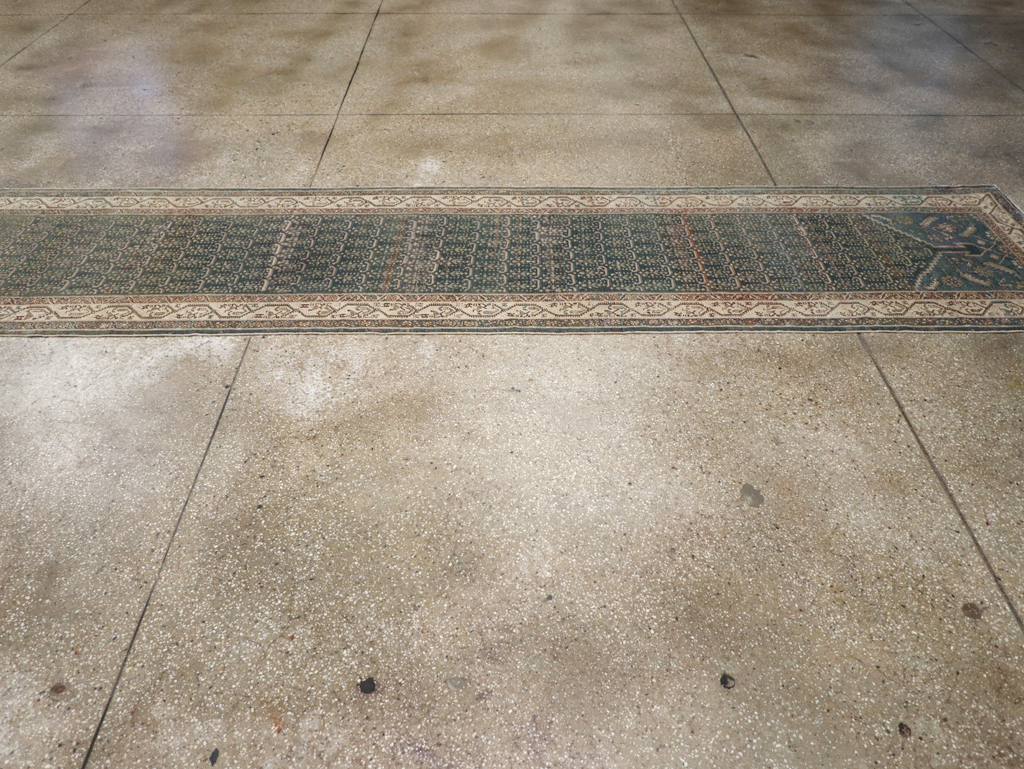 Vintage Persian Malayer Runner, No.29403 - Galerie Shabab